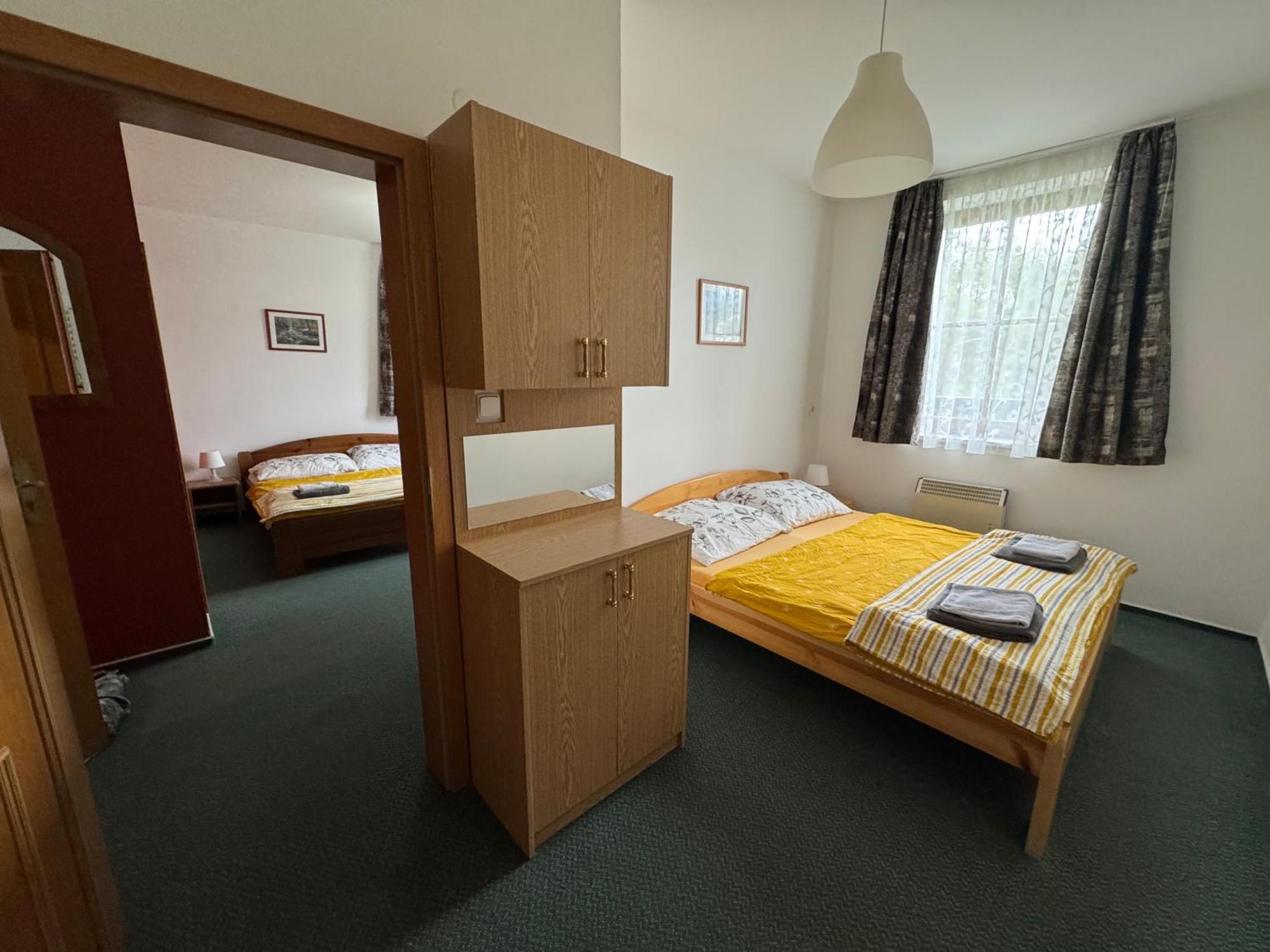 Lucni Dum Otel Janske Lazne Oda fotoğraf