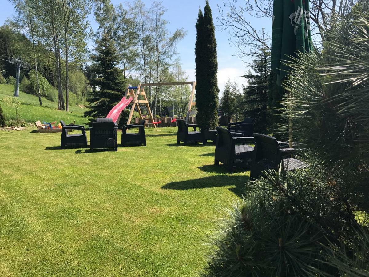 Lucni Dum Otel Janske Lazne Dış mekan fotoğraf
